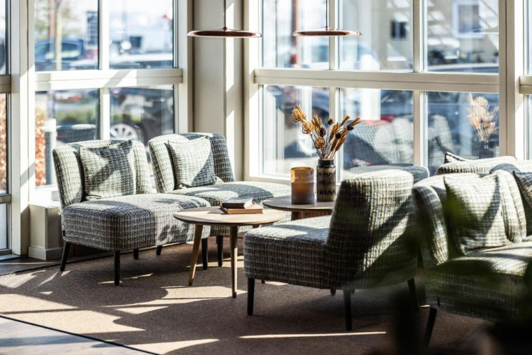 Pier 5 Hotel 4/64