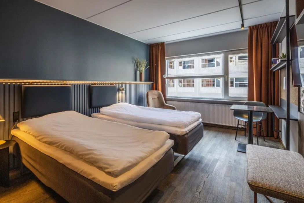 Pier 5 Hotel 16/64