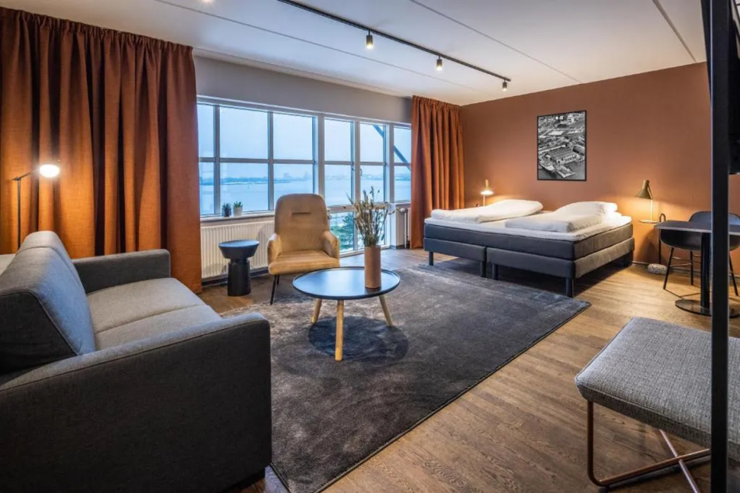 Pier 5 Hotel 19/64