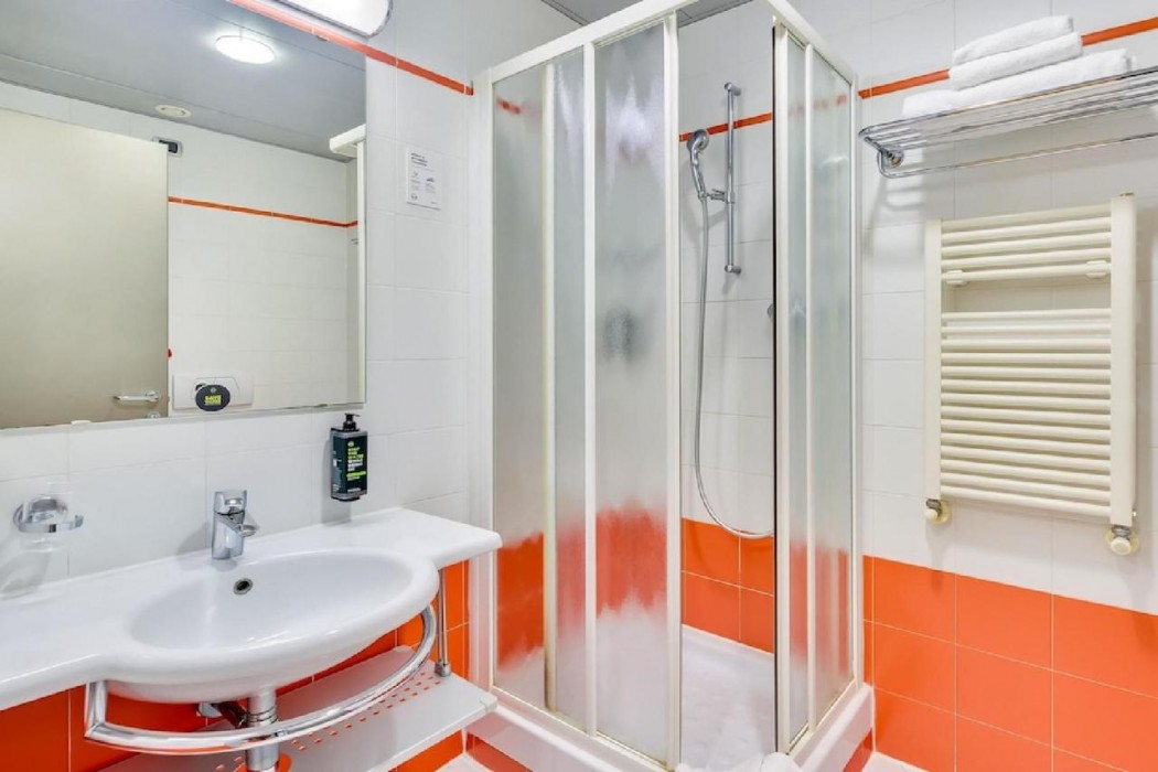 B&B Hotel Milano La Spezia 16/32