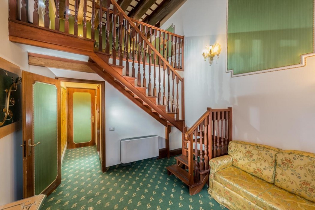 Hotel Giorgione 36/87