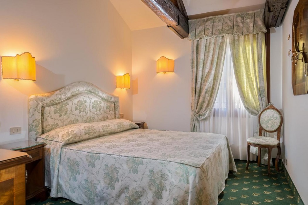 Hotel Giorgione 21/87