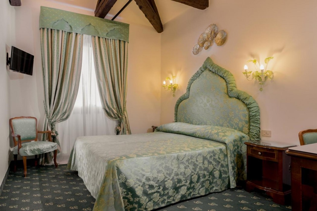 Hotel Giorgione 19/87