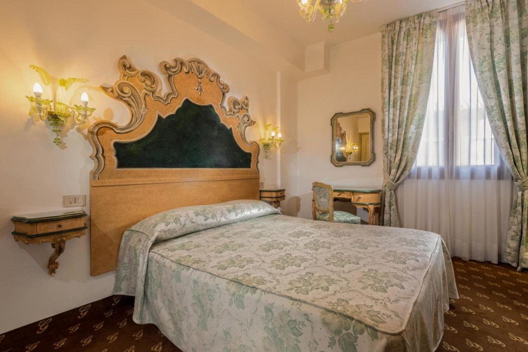 Hotel Giorgione 25/87