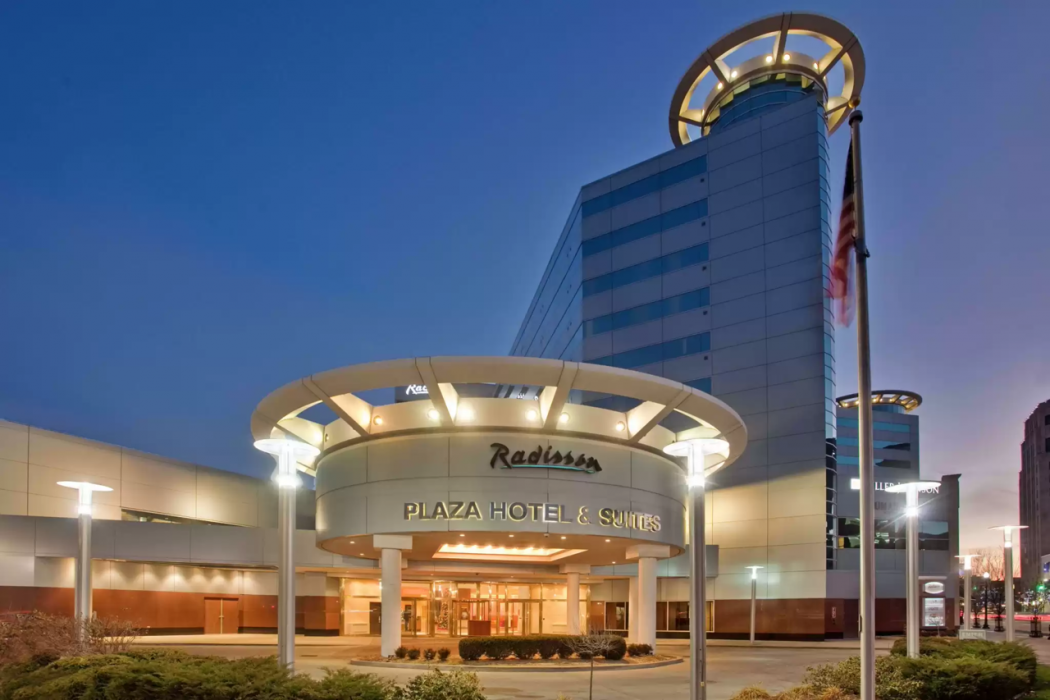 Radisson Plaza Hotel at Kalamazoo Center 1/66
