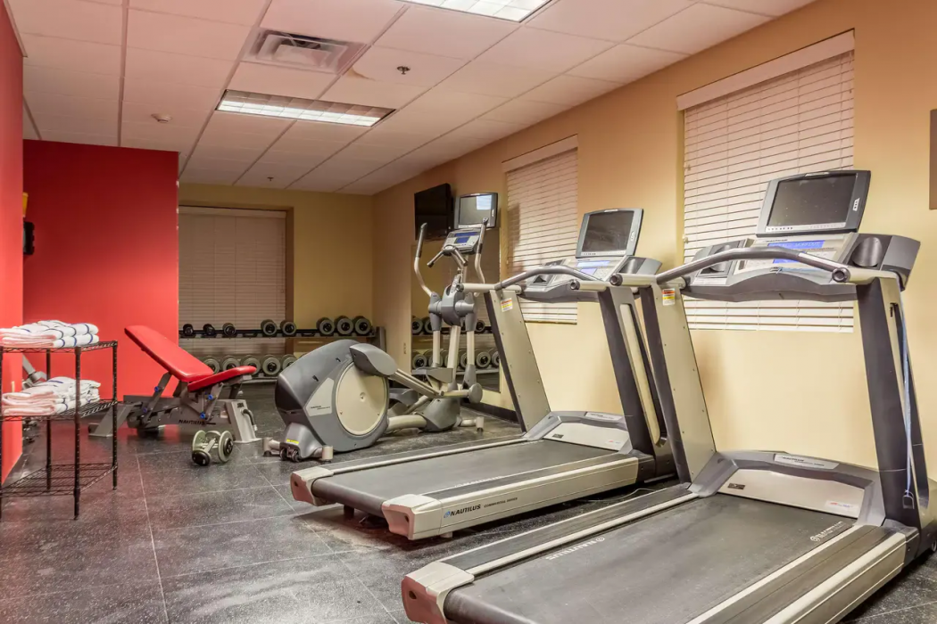 Country Inn & Suites by Radisson, Knoxville at Cedar Bluff, TN 9/11