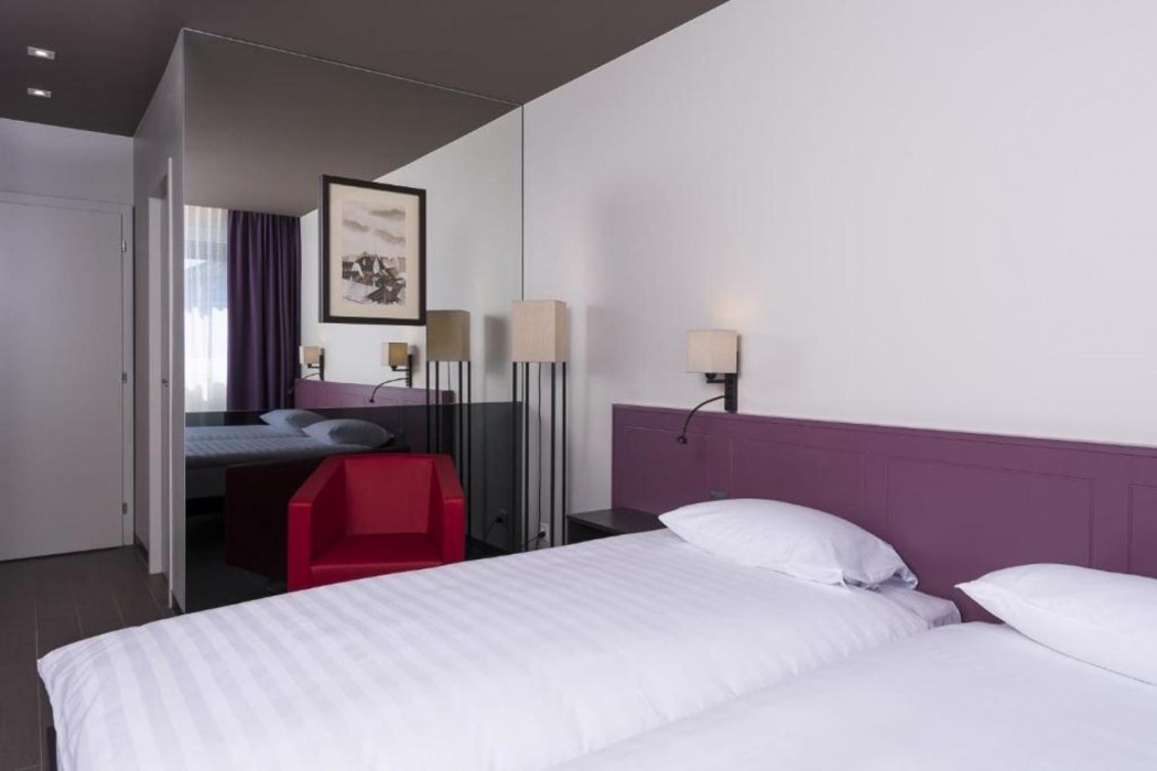 Hotel Les Nations 9/30