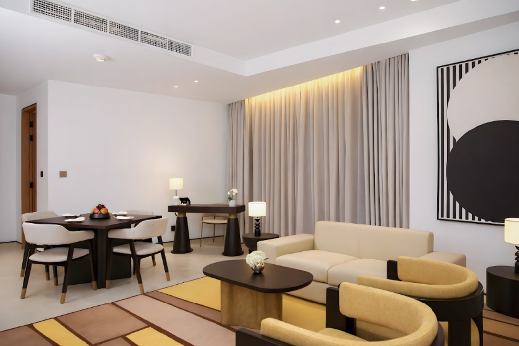 The H Dubai 8/27