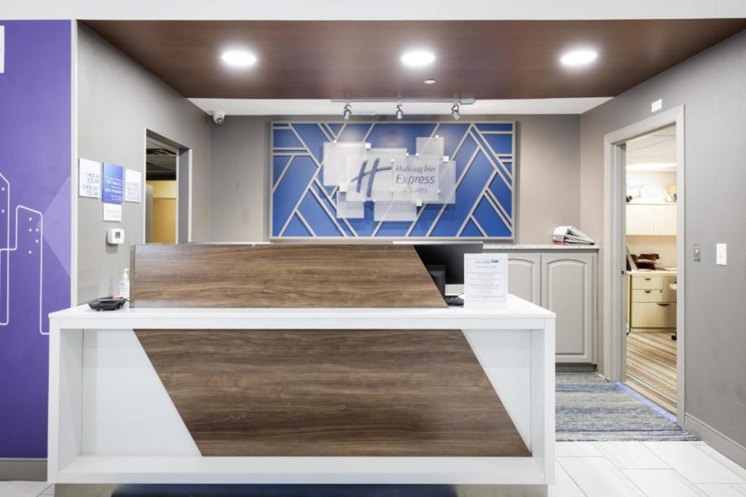 Holiday Inn Express & Suites Zion By IHG 3/43