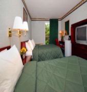 Comfort Inn & Suites 9/40