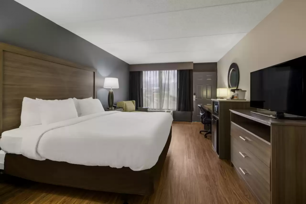 Quality Inn Asheville Airport 23/35