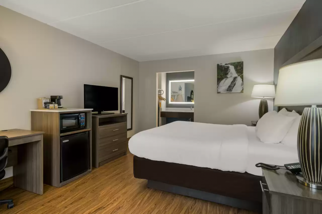 Quality Inn Asheville Airport 26/35