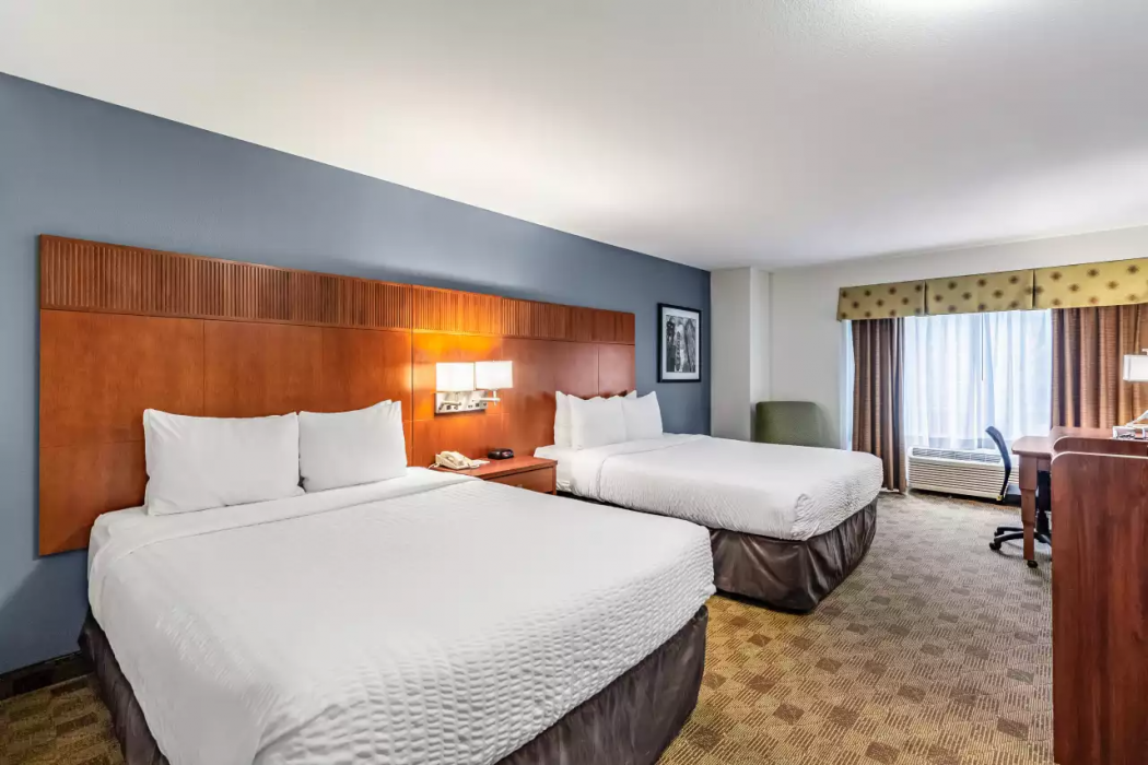 Clarion Hotel Portland International Airport 5/11
