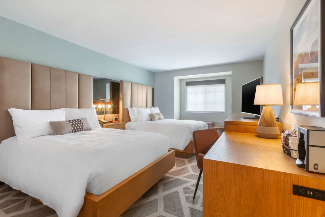 La Quinta Inn & Suites by Wyndham Tempe University / Phoenix 15/60
