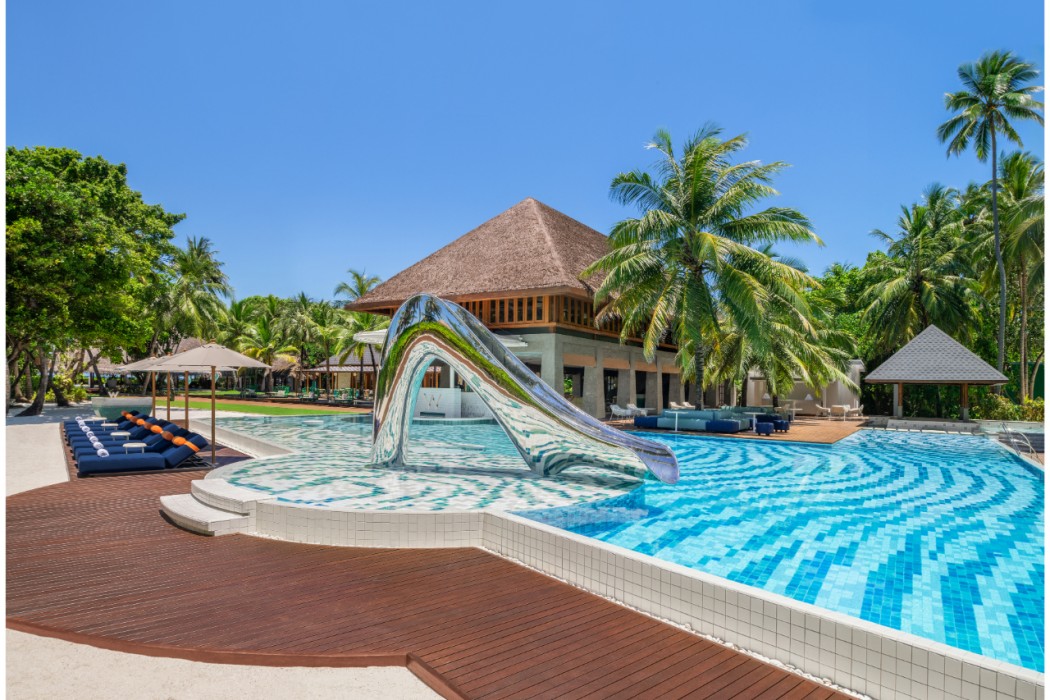W Maldives 87/135