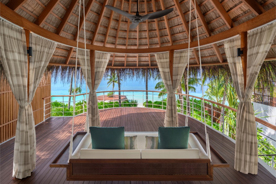 W Maldives 37/135