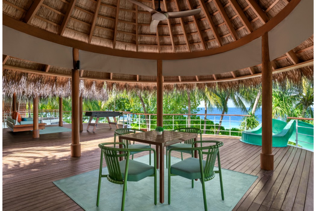 W Maldives 49/135