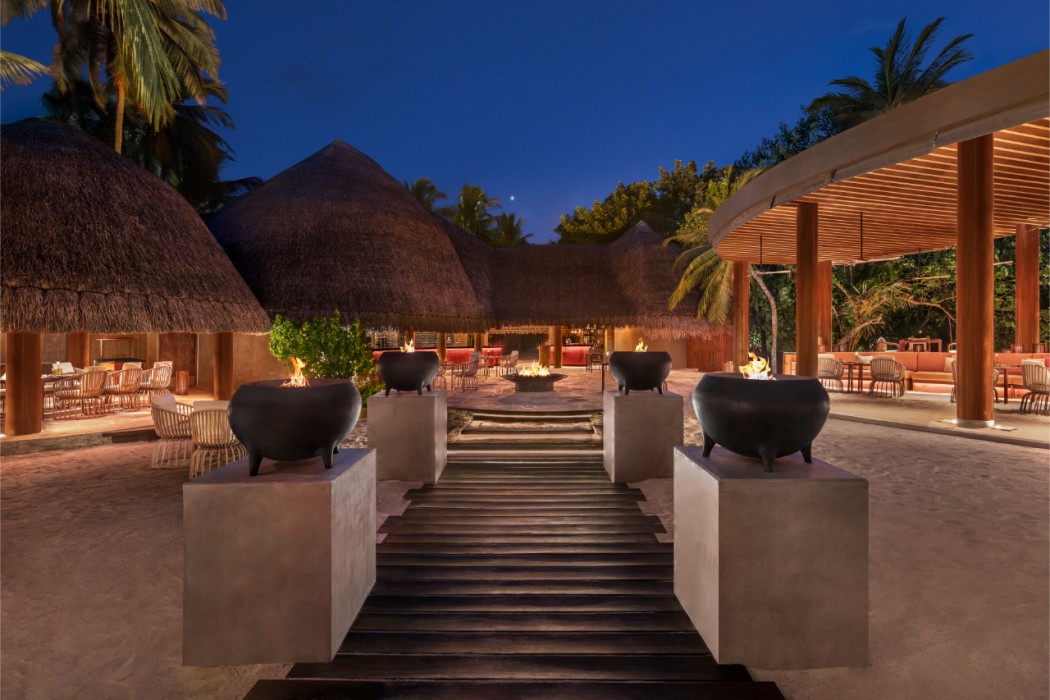 W Maldives 85/135
