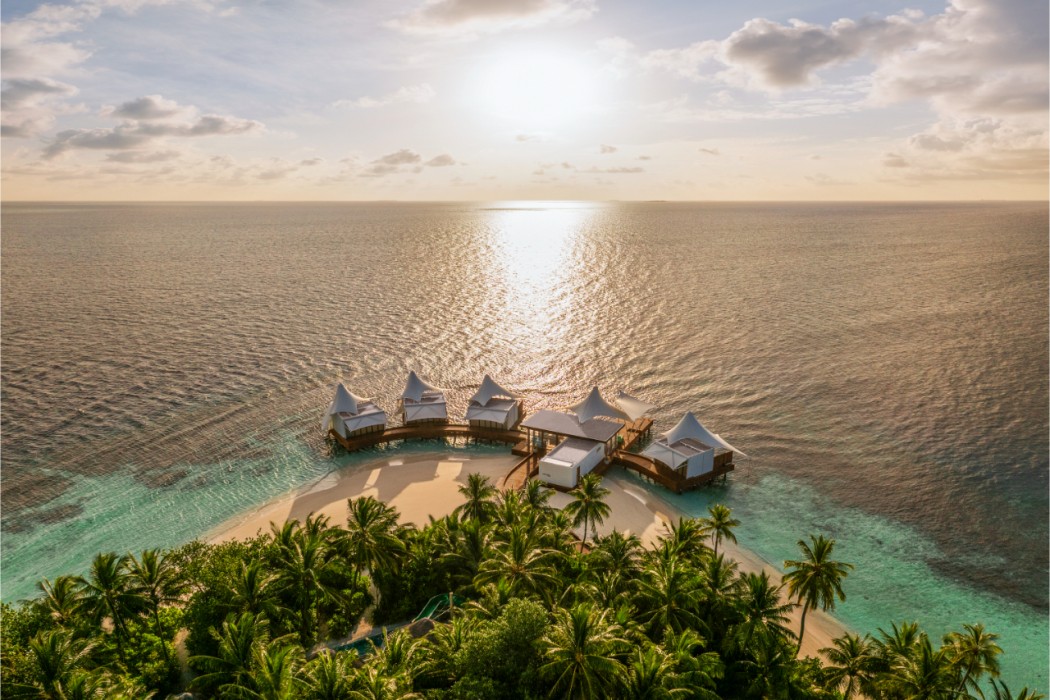 W Maldives 13/135