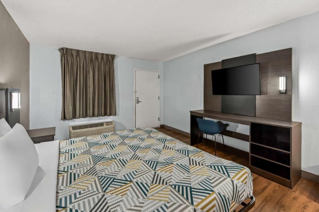 Motel6 Lester, PA - Philadelphia Airport 11/23