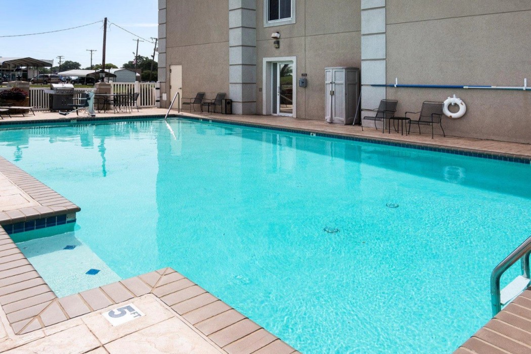 Comfort Inn Bossier City Casino Area near Shreveport Downtown 34/51