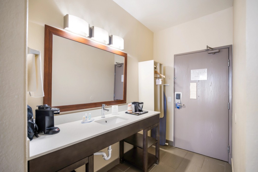 Comfort Inn Bossier City Casino Area near Shreveport Downtown 16/51