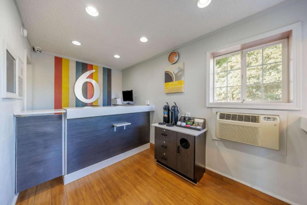 Motel6 Portland, OR – Southeast 8/26