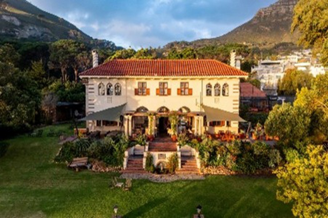 Camps Bay Retreat 4/64