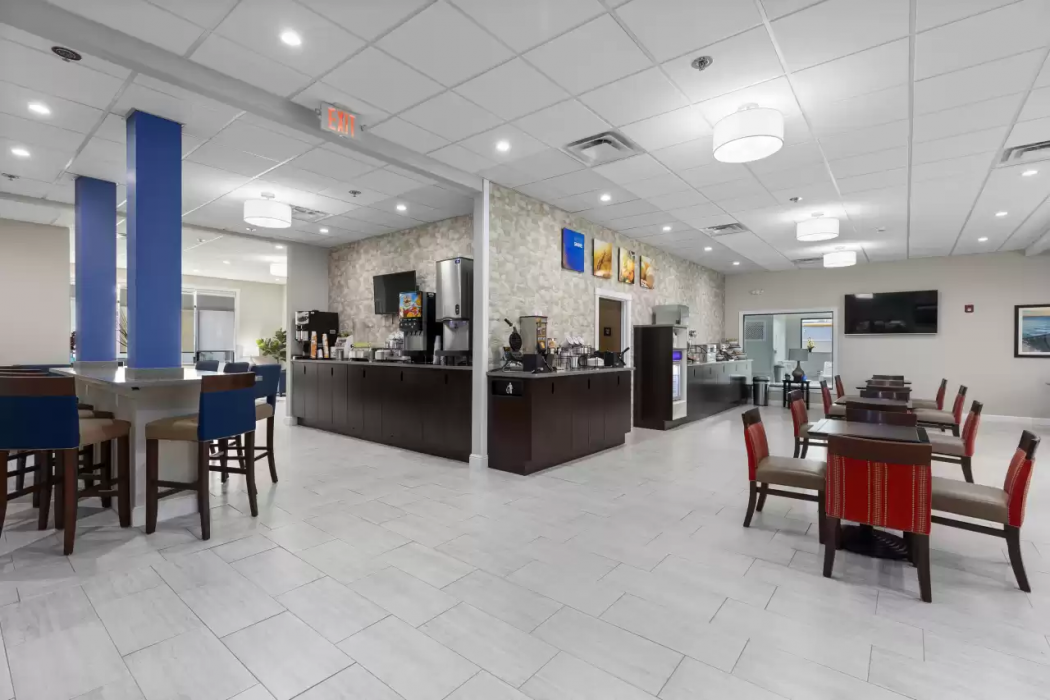 Comfort Inn & Suites Hazelwood - St. Louis 10/21