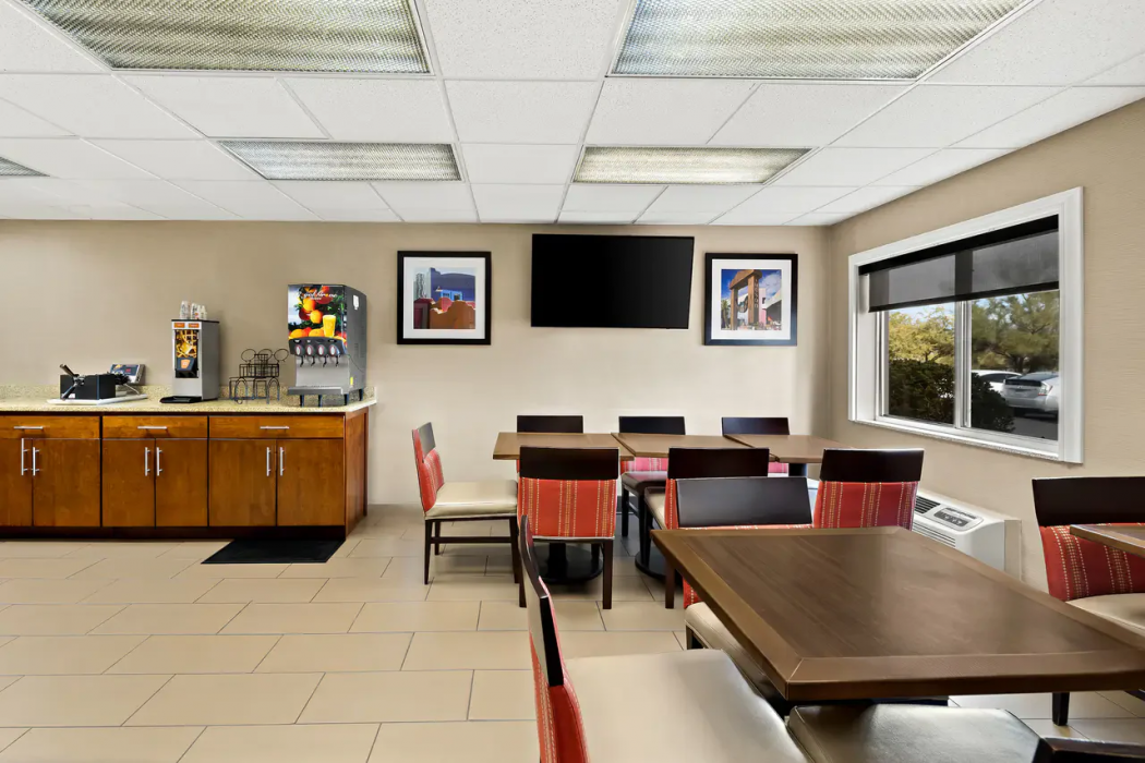 Comfort Inn Tucson Central 25/50