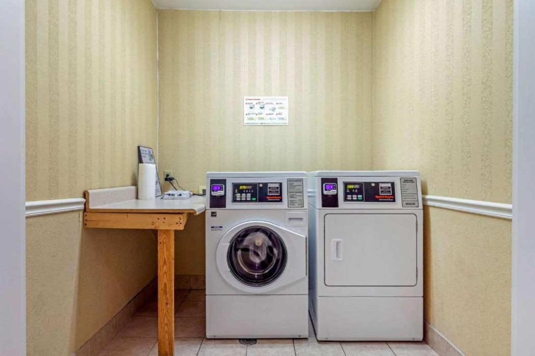 Comfort Suites Port Wentworth - Savannah North 20/33