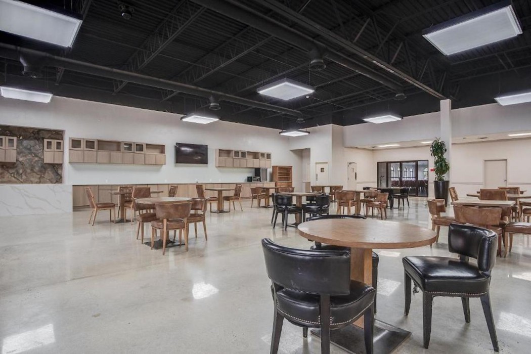 Cottonwood Suites Savannah Hotel and Conference Center 52/71