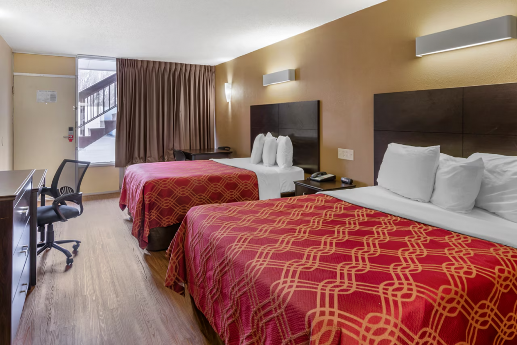 Econo Lodge Roanoke Civic Center 13/30