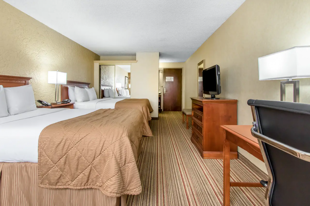 Ramada by Wyndham Tulsa Broken Arrow 6/32