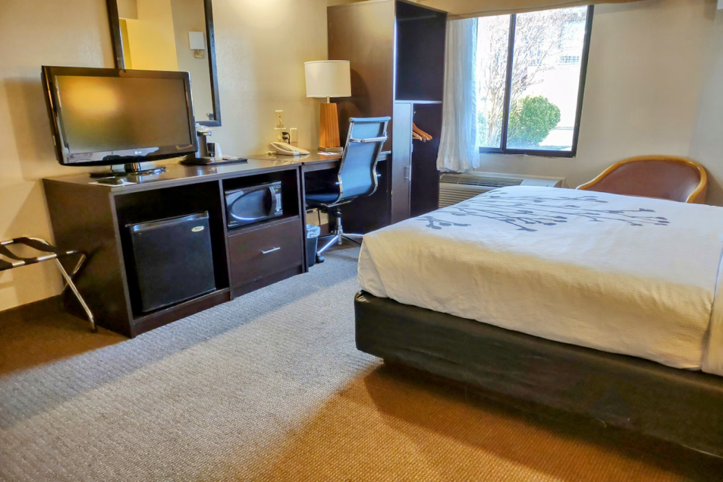 Sleep Inn Fredericksburg North 17/29