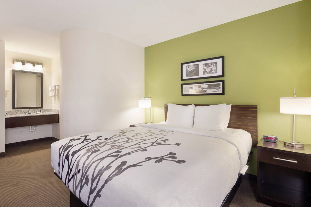 Sleep Inn Tanglewood 11/29