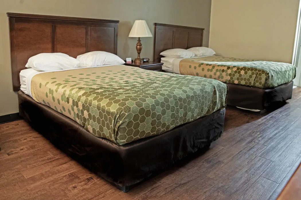 Econo Lodge Hopewell Near Fort Lee I-295 11/23