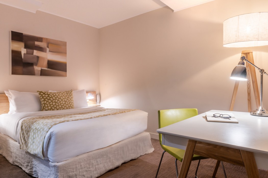 Hotel 29 Lepic 11/66