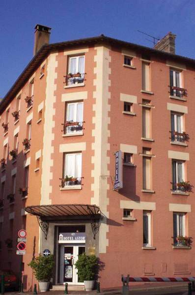 Astor Suresnes 2/34