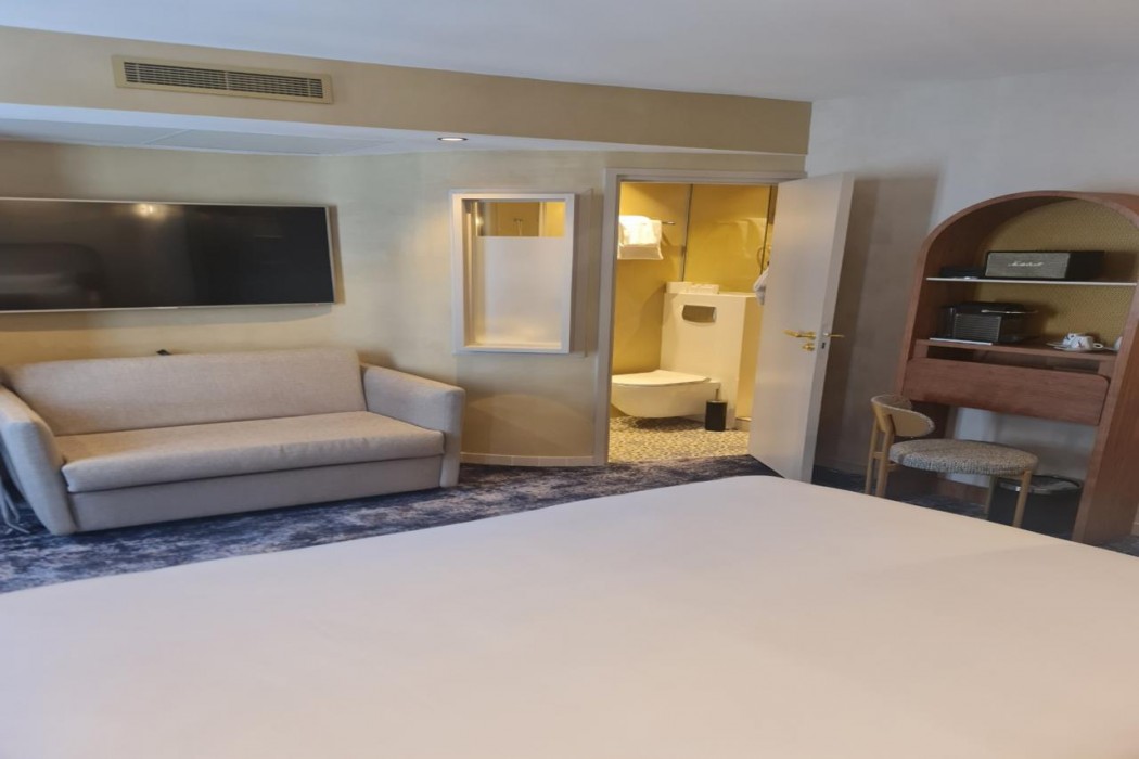 Hotel du Cadran 11/67