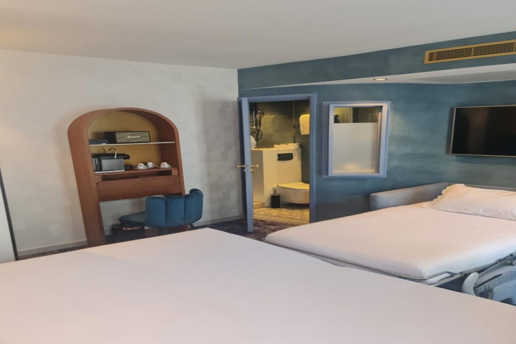 Hotel du Cadran 10/67