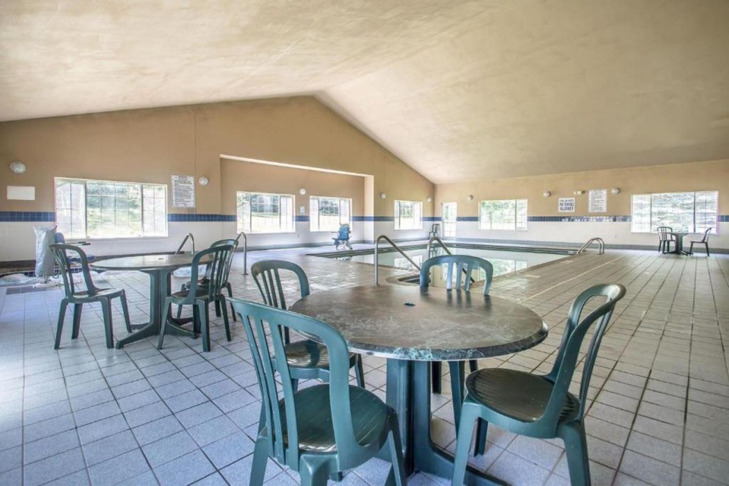 Quality Inn & Suites East Troy I-43 22/33