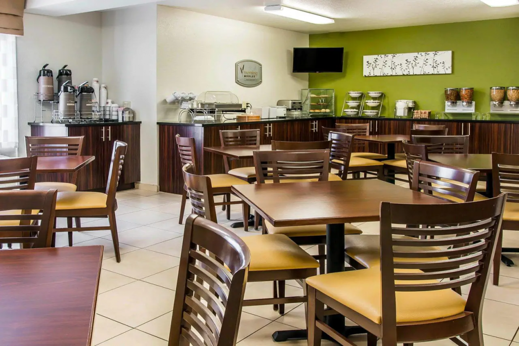 Sleep Inn Midland - Bay City West 18/26
