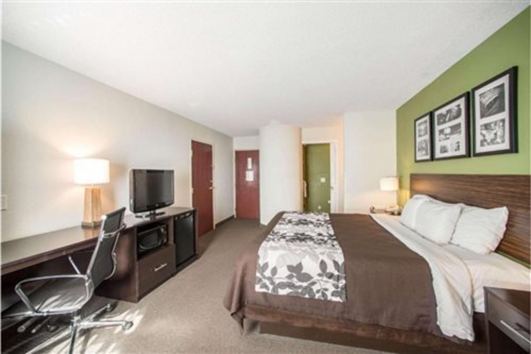 Sleep Inn Decatur I-72 6/30