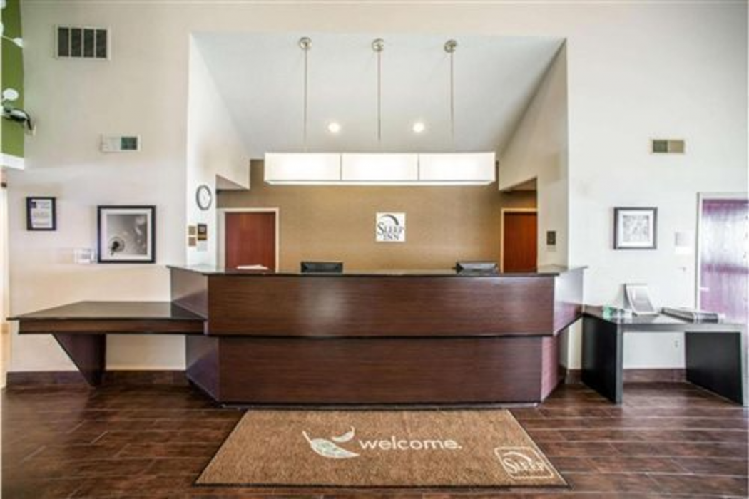 Sleep Inn Decatur I-72 3/30