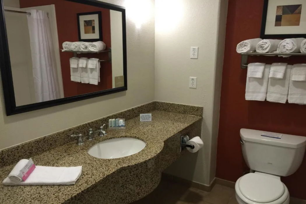Garner Hotel Lawton Fort Sill Area by IHG 11/28