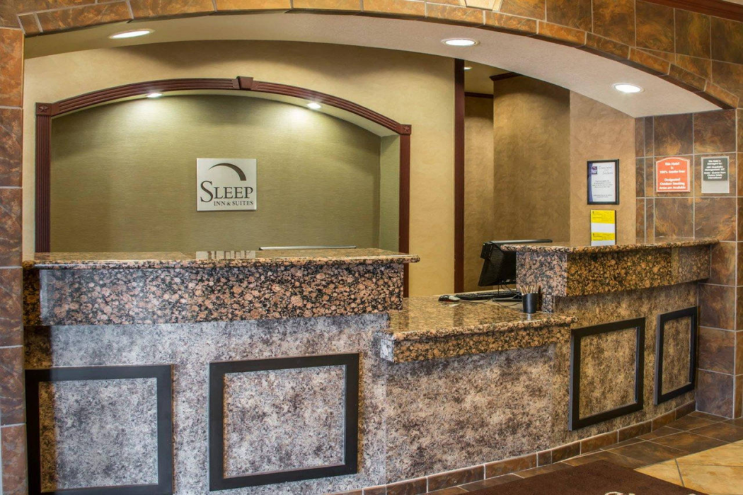 Sleep Inn and Suites at Six Flags 6/36