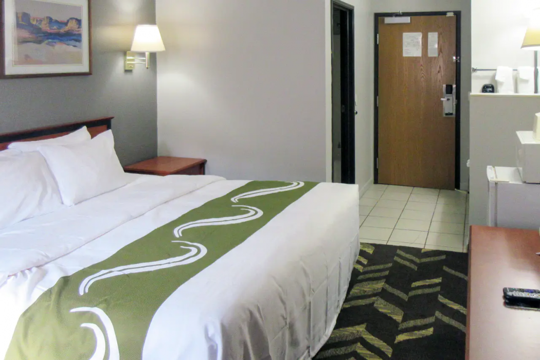 Quality Inn Suites Salina National Forest Area 12/34