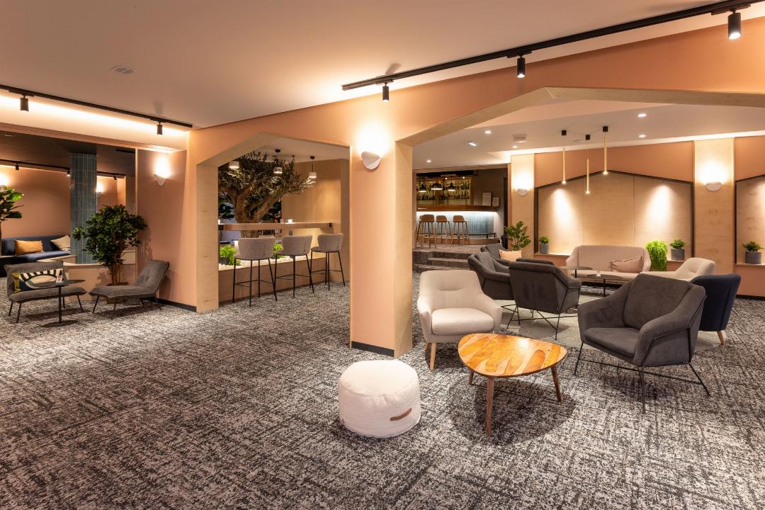 Novotel Macon Nord 5/74