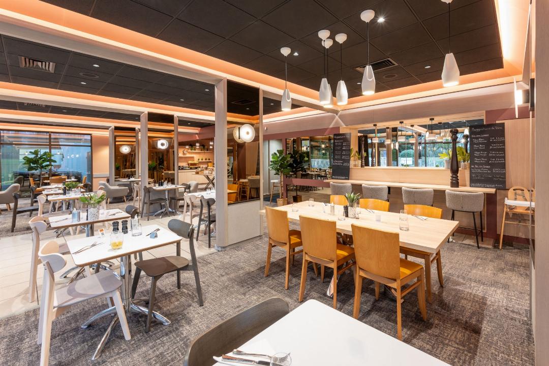 Novotel Macon Nord 24/74